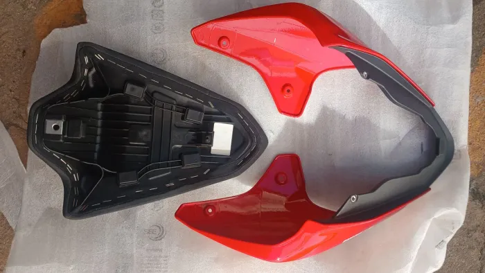Carenagem traseira ducati v4s