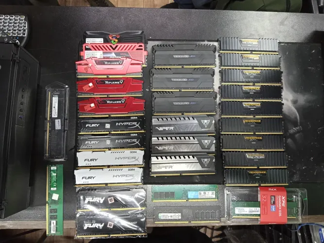Lote 28x memória ddr4 16gb nova