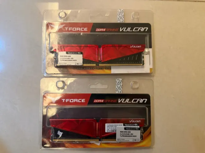Memória RAM TeamGroup T-Force Vulcan 16GB (2x 8GB)