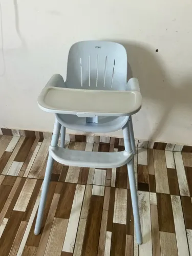 Cadeira de alimentação