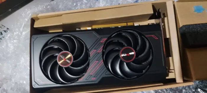 RX 7600 Shappire Pulse