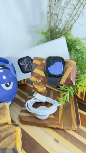 636 - Apple Watch série 11 46mm