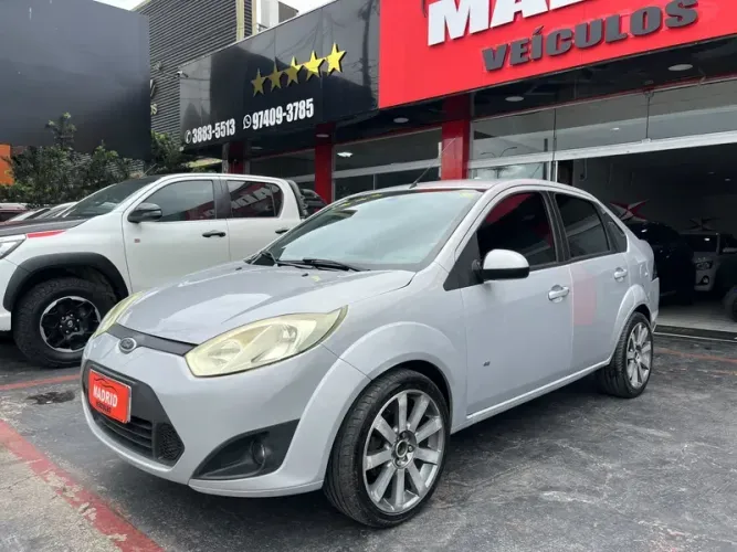 Ford Fiesta 1.6 16V Flex Mec. 5P 2014