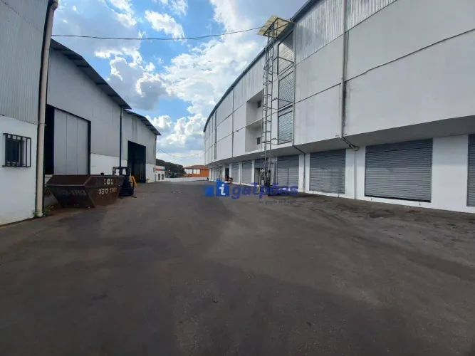 Galpão com 2000 m² em - Jardim Encantado - São José da Lapa/MG