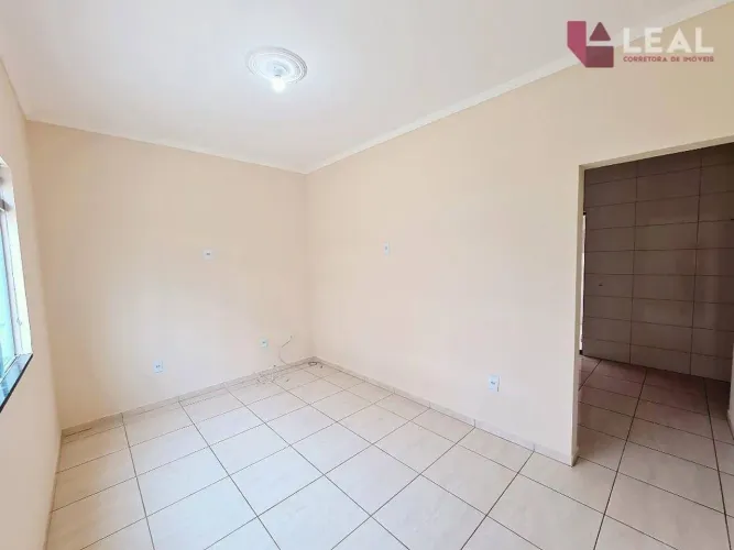 Apartamento com 2 dormitórios para alugar, 76 m² por R$ 1.550,00/mês - Shangrilá - Pouso A
