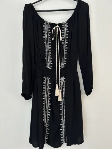 Vestido Preto Forever 21 - tamanho P