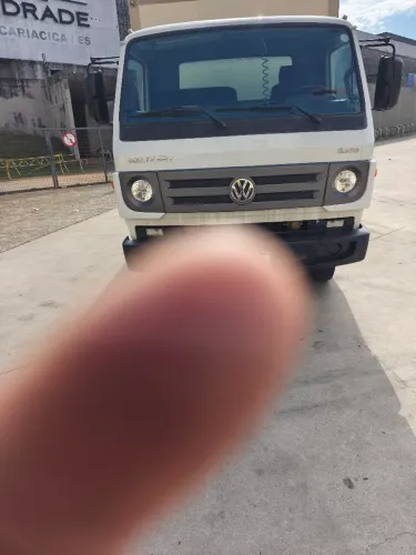 Vw 8160 bau isotérmico com ar
