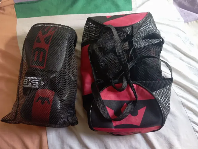 Luvas, Protetor bucal, bandagem (Muay Thai / Box: 110$