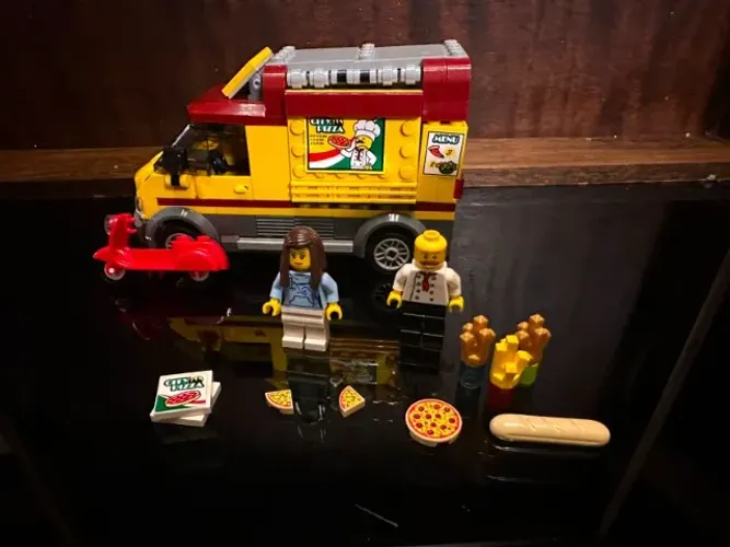 LEGO City Pizza Van - Set 60150