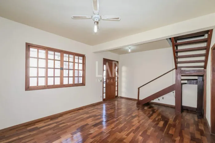 Casa Comercial para aluguel, 2 quartos, 3 vagas, Floramar - Belo Horizonte/MG