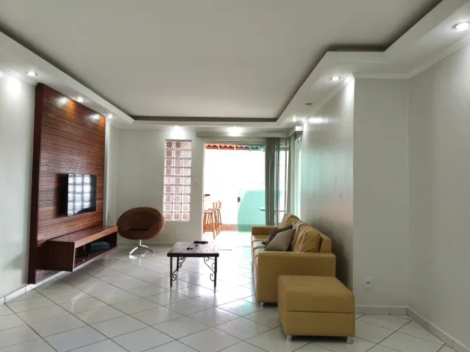 Sobrado para Venda em Porto Velho, Nossa Senhora das Graças, 2 dormitórios, 2 suítes, 5 ba