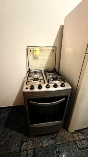 Vende se fogão quatro bocas