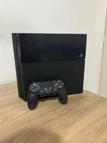 PlayStation 4 - Desbloqueado