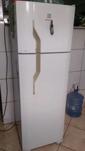 Geladeira Frost Free 