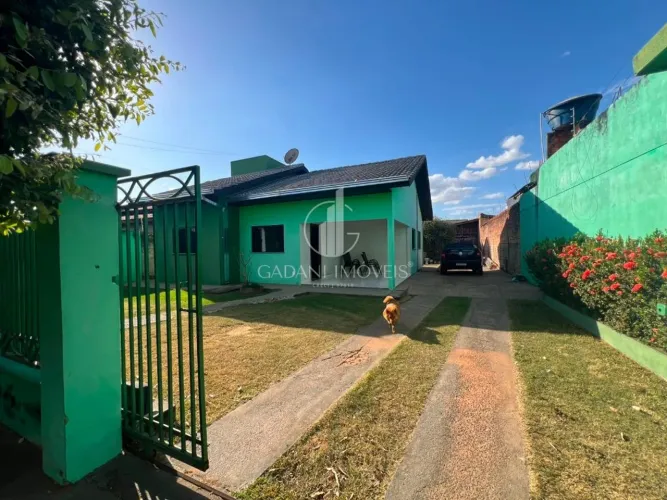 CASA DE 3 QUARTOS SENDO 1 SUÍTE A VENDA POR R$ 735.000,00 NO JD CELESTE EM SINOP/MT - GADA