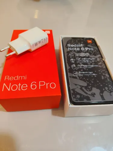 Celular xaiomi redimi note 6 - Usado