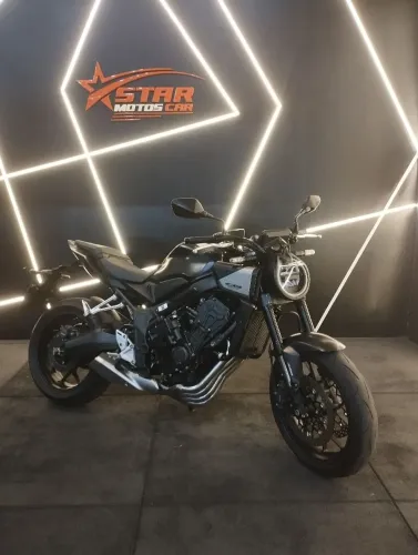 CB 650 R 2026