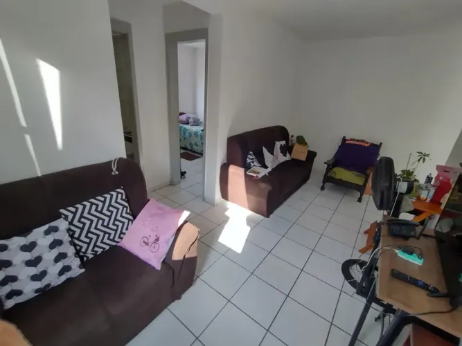 Apartamento com 2 quartos em Condomínio fechado em frente ao BRT, AV Brasil e Shopping Gua