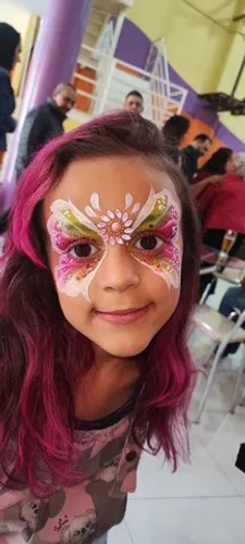 Pintura facial, Maquiagem artística 
