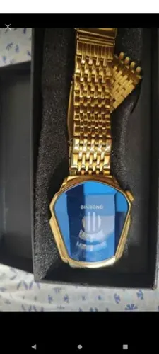 Relógio Binbond dourado novo na caixa