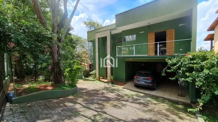 Casa à venda condomínio Colinas São Fernando