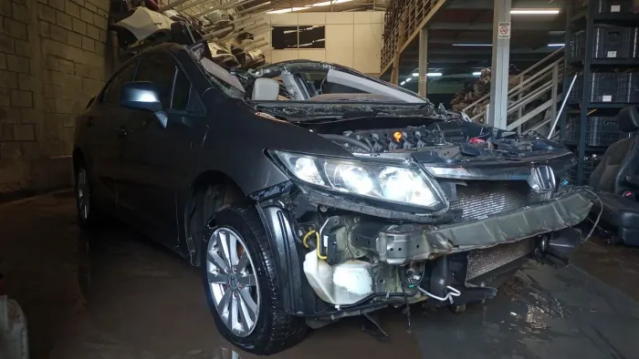 Civic lxs 2012 para retirada de peça