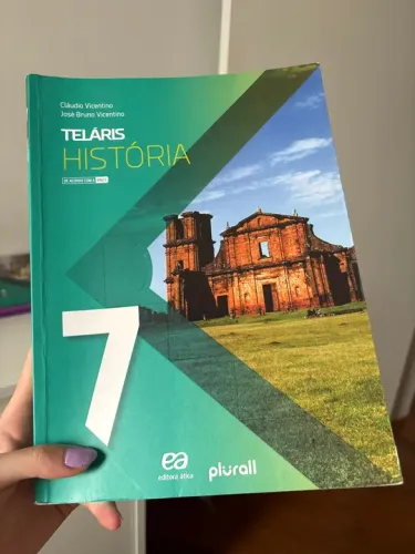 Livro telaria de história do 7°.