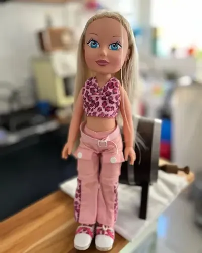 Vendo Boneca Loira dos Olhos Azuis anos 2000