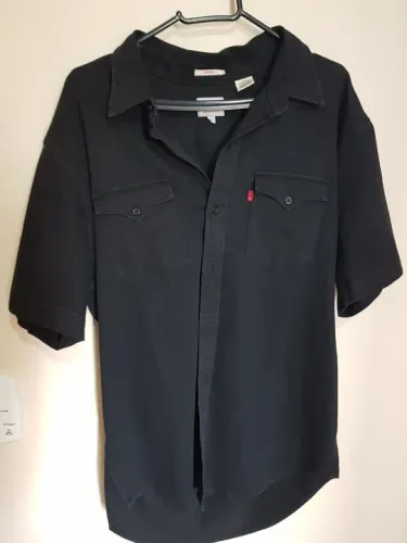 Camisa Preta Levi's manga curta, M