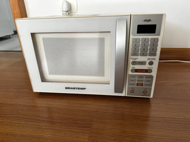 Micro-ondas Brastemp 25 Litros - Semi-novo