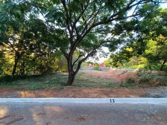 Lote de 1000 m² plano dentro do condomínio Represa Ville e Capim Branco  