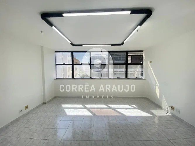 Sala Comercial para aluguel tem 30 metros quadrados em Tijuca - Rio de Janeiro - RJ