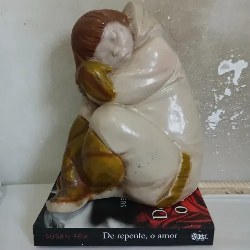 Escultura esquimó em resina