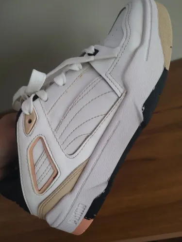 Tênis Puma Branco com Detalhes