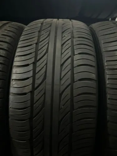 Pneu Dunlop N 175/65/14  85 % Vida util.