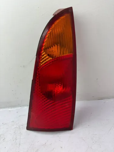 Lanterna Traseira Esquerda Ford Focus 2000 á 2009 #133