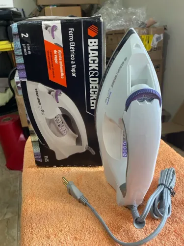 Ferro Elétrico a Vapor Black & Decker X525 220V