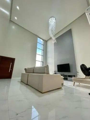 Casa Duplex no Condomínio FGR Jardins Coimbra, 360m², 6 suítes.
