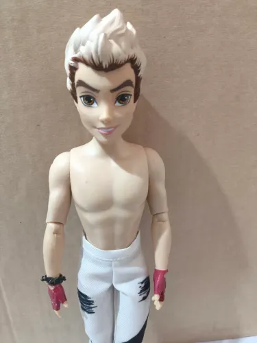 Disney descendentes Carlos Disney 