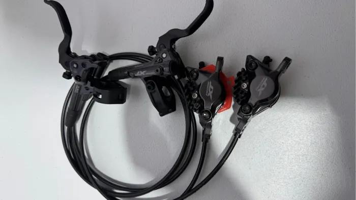 FREIOS SHIMANO XT M 8100 ZERO 