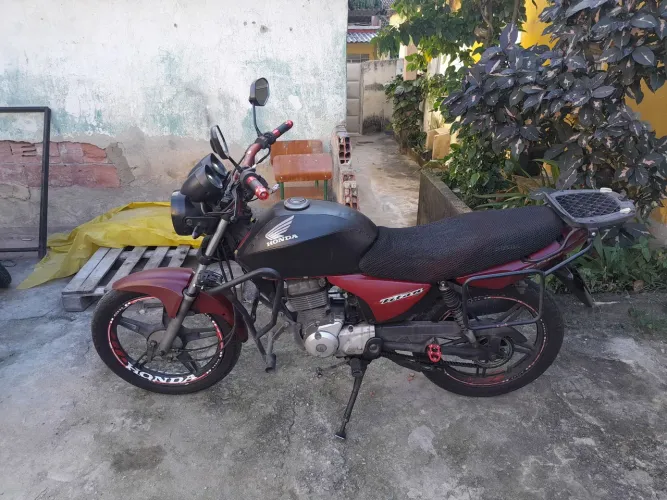 TITAN 150 KS EM OTIMO ESTADO !