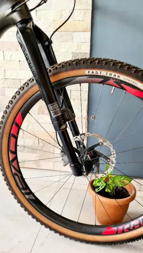 Bike Specialized Camber Full, tamanho XL, para Pessoas Exigentes