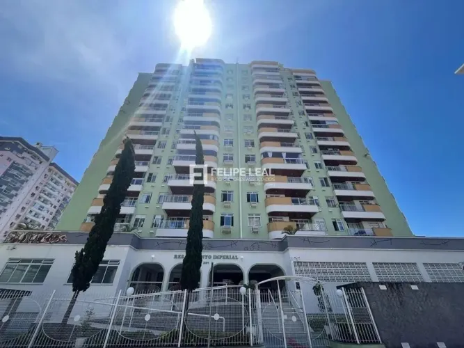 Apartamento em Campinas - São José, SC
