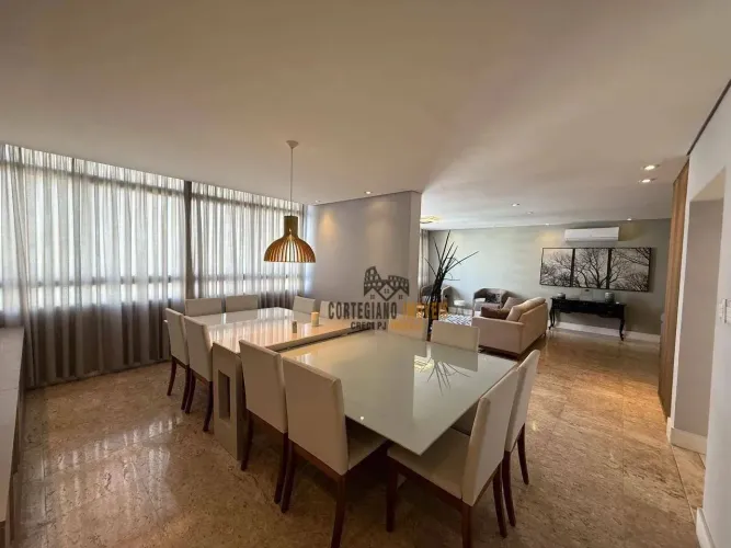 Boqueirão, Santos - Apartamento de Alto Padrão À Venda na Quadra da Praia !