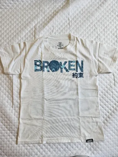 Camiseta Uzumaki by broken promises