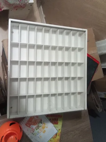 Expositor para miniaturas 