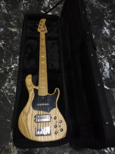 Baixo Elétrico Cort GB75 (COM CASE)