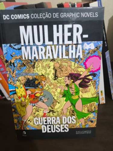Mulher-Maravilha: Guerra dos Deuses - HQ em capa dura