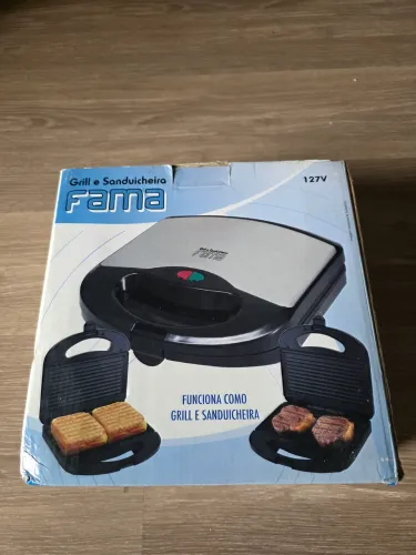 Sanduicheira e grill Fama inox
