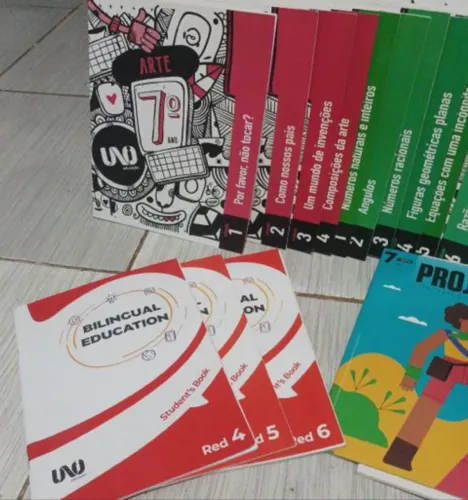 Livros didáticos 7° UNO - Ensino Fundamental